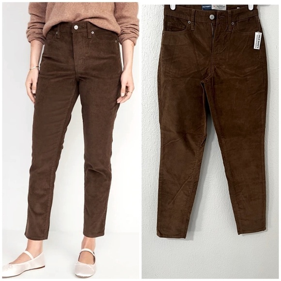 Old Navy Women’ High Rise O.G Straight Corduroy Ankle Pants Sz 00 Chocolate NWT - Picture 1 of 8
